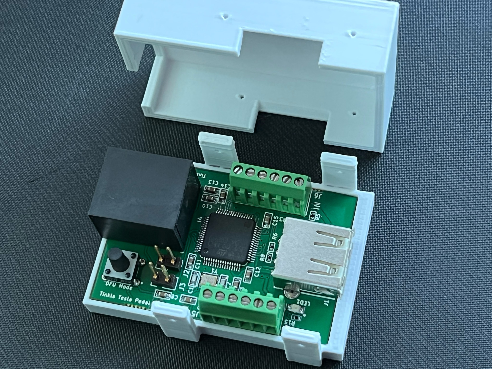 Tinkla AP1 OBD-C adapter board