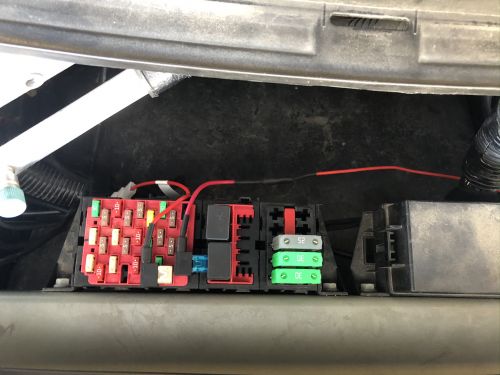 Frunk fuse box with F36 tapped